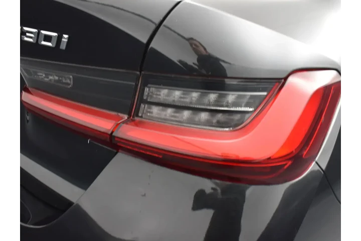 $21995 : BMW 3 Series 2024 330i 4dr S image 7