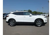 $23992 : Chevrolet Blazer 2023 LT 4dr thumbnail