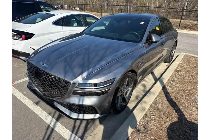 $29978 : Genesis G80 2023 AWD 2.5T 4d image 1