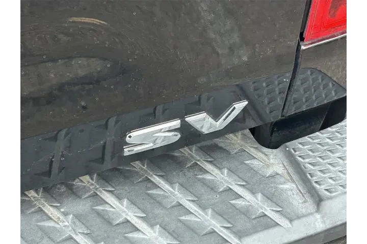 $27991 : Nissan Titan 2021 4x2 SV 4dr image 7