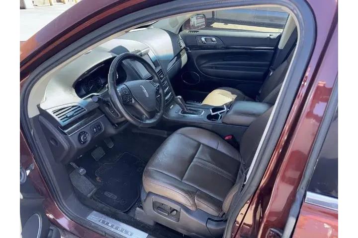 $14498 : Lincoln MKT 2015 AWD EcoBoos image 2