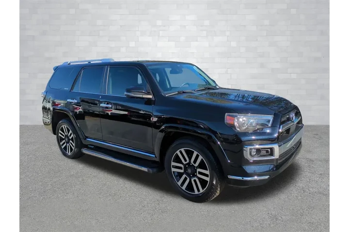 $39980 : Toyota 4Runner 2023 4x2 Limi image 2
