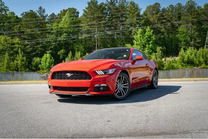 $18977 : Ford Mustang 2017 EcoBoost 2 image 1