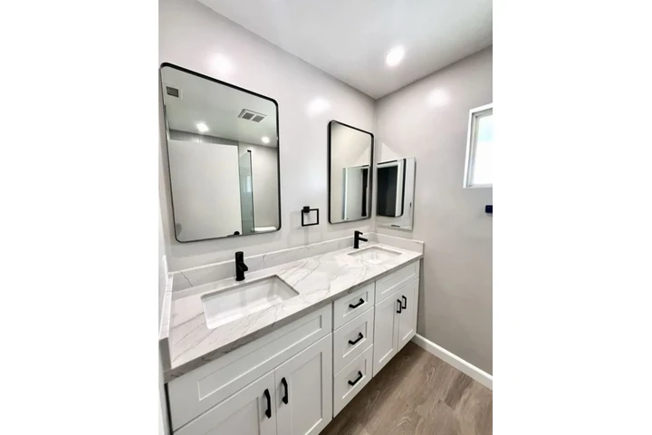 $2800 : 4 Bedroom Home For Rent in LA image 8