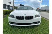 * 2011 BMW 528I * en Miami