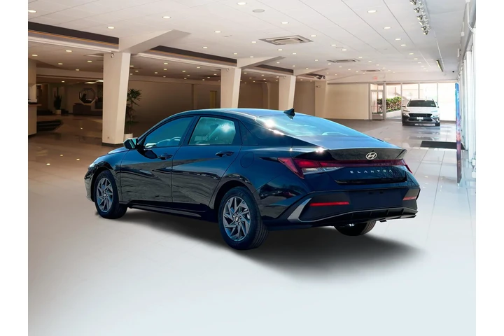 $24995 : Hyundai ELANTRA 2024 SEL 4dr image 5