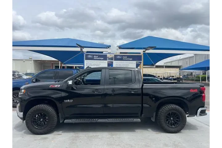 $32795 : Chevrolet Silverado 1500 202 image 1