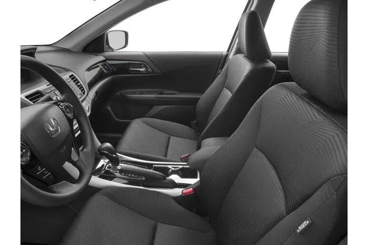 $15490 : Honda Accord 2017 LX 4dr Sed image 9