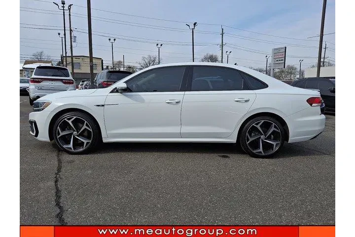 $16387 : Volkswagen Passat 2020 R-Lin image 2