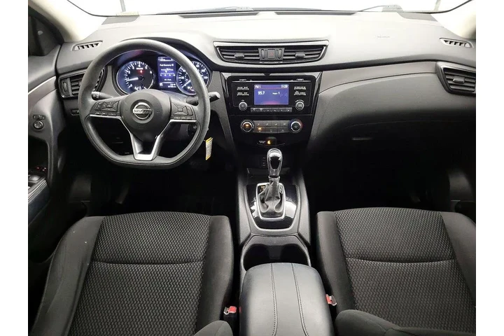 $15998 : Nissan Rogue Sport 2018 S 4d image 9