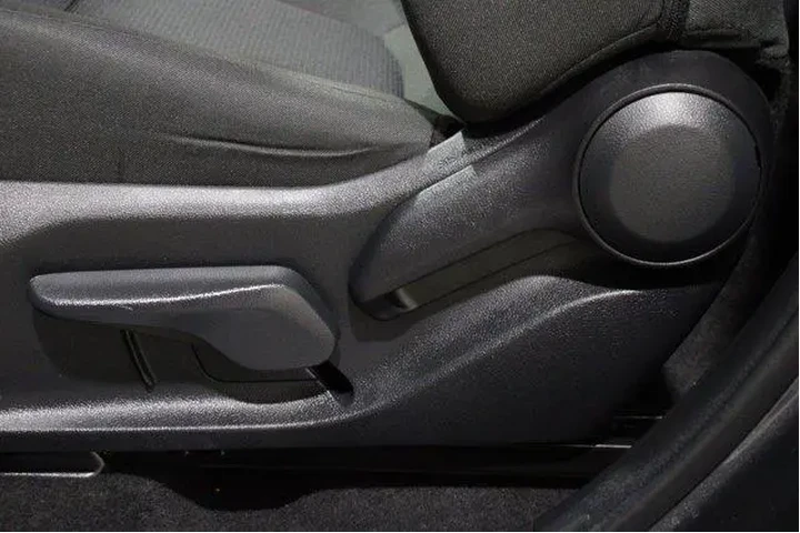 $36889 : Toyota RAV4 Hybrid 2024 AWD image 4