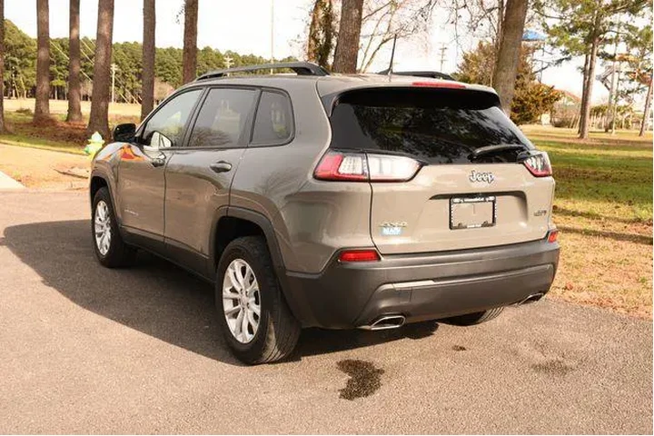 $21889 : Jeep Cherokee 2022 4x4 Latit image 5