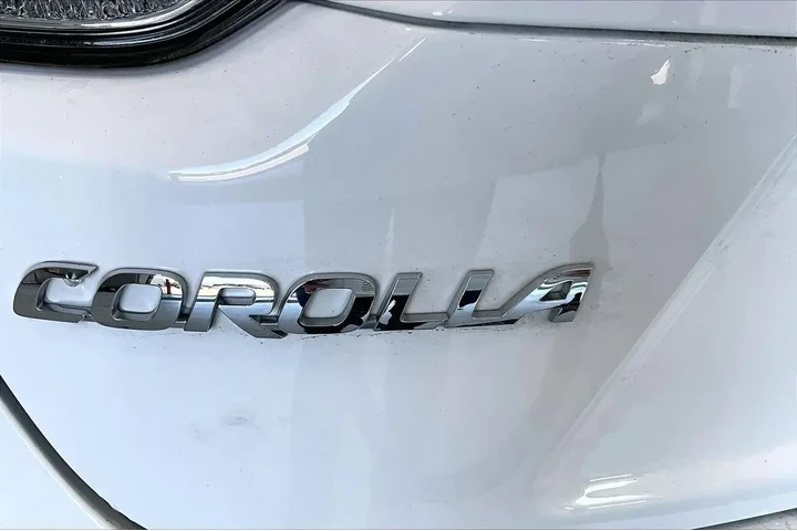 $15291 : Toyota Corolla 2021 LE 4dr S image 9