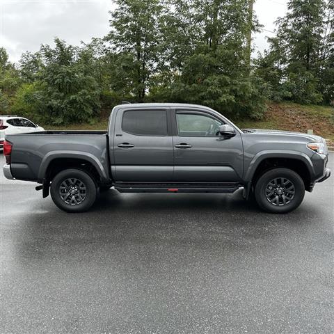 $37493 : PRE-OWNED 2022 TOYOTA TACOMA image 6