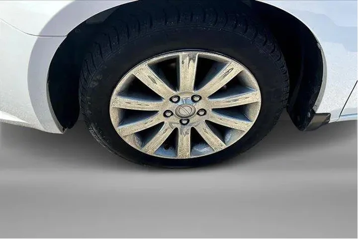 $9495 : Chrysler 200 2012 Touring 2d image 2