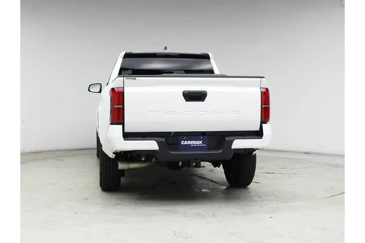 $34998 : Toyota Tacoma 2024 4x2 SR5 4 image 6