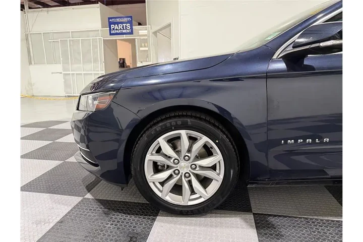 $10999 : Impala 2017 image 10