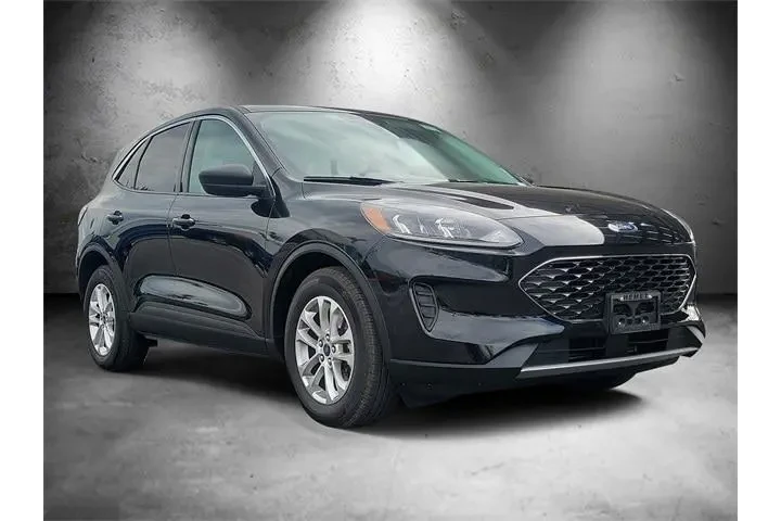$22981 : Ford Escape 2022 SE 4dr SUV image 2