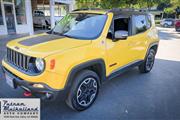 2017 Renegade Trailhawk 4WD thumbnail