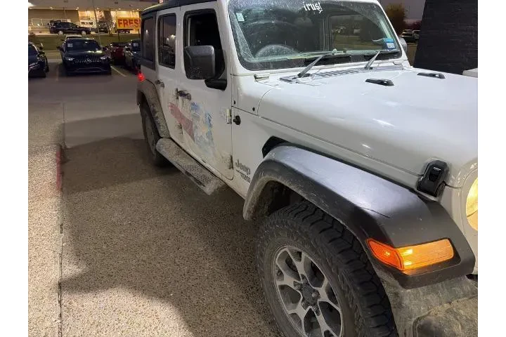 $22907 : Jeep Wrangler Unlimited 2021 image 6