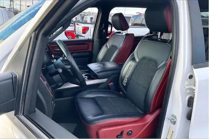 $30936 : Ram 1500 2020 4x4 Rebel 4dr image 7