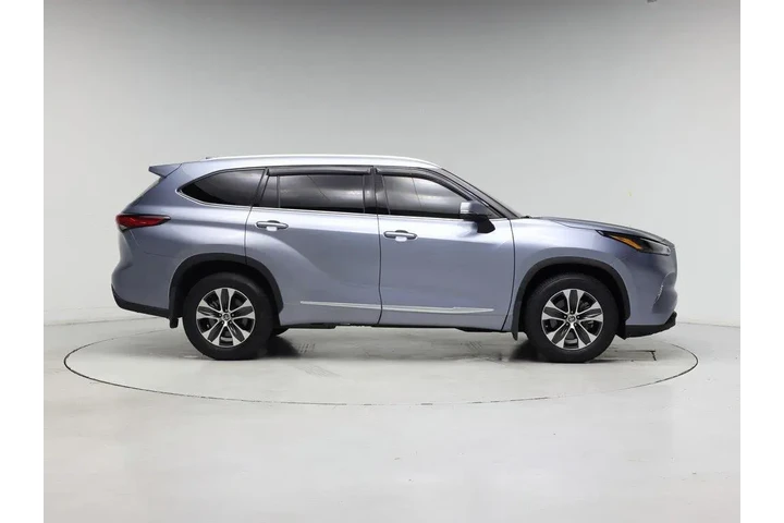 $33998 : Toyota Highlander 2022 XLE 4 image 7