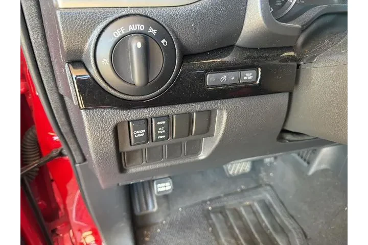 $19942 : Nissan Titan 2020 4x2 SV 4dr image 10