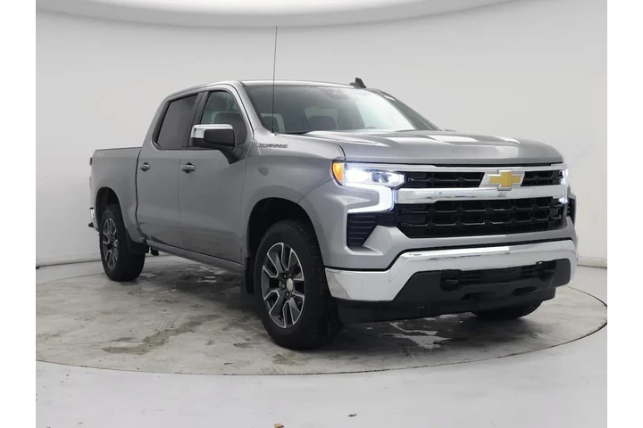 $32998 : Chevrolet Silverado 1500 202 image 1