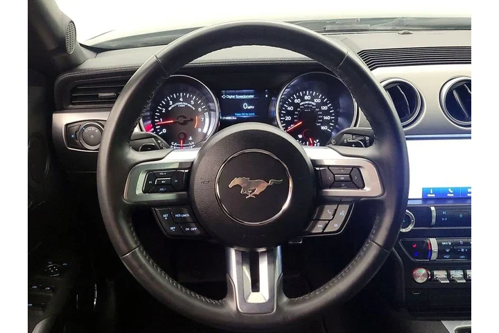$27998 : Ford Mustang 2020 EcoBoost 2 image 10