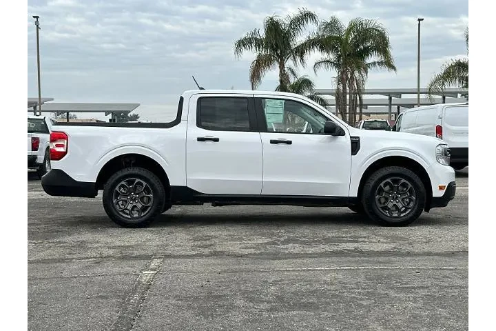 $25435 : Ford Maverick 2024 AWD XLT 4 image 2