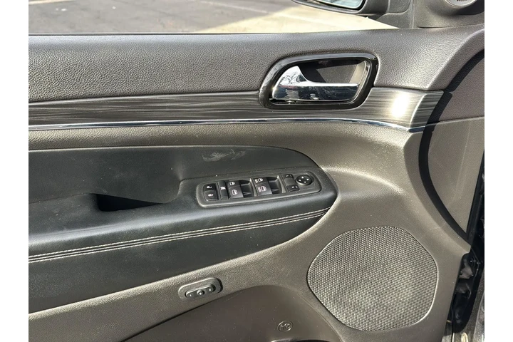 $18490 : Jeep Grand Cherokee 2021 4x4 image 9