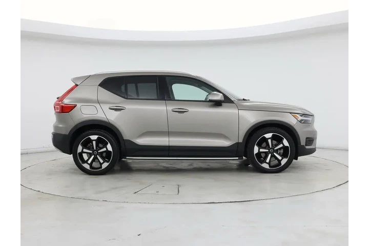 $26998 : Volvo XC40 2022 AWD T5 Momen image 7