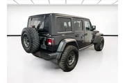 $24990 : Jeep Wrangler 2023 4x4 Willy thumbnail