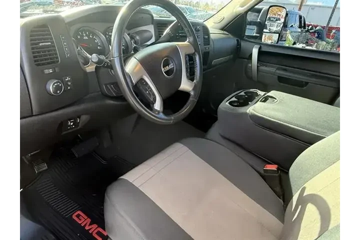 $24995 : GMC Sierra 2500HD 2013 4x4 S image 9