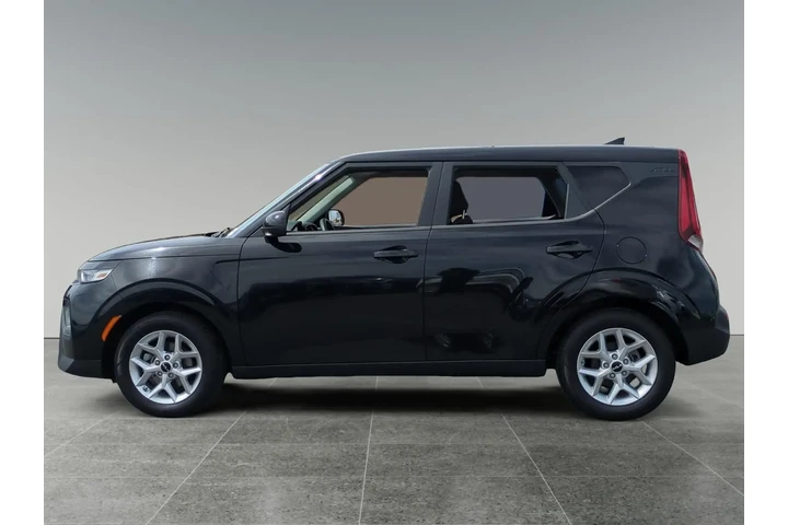 $16900 : Kia Soul 2022 S 4dr Crossove image 2