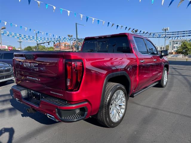 $51299 : 2019 GMC Sierra 1500 4WD Crew image 3