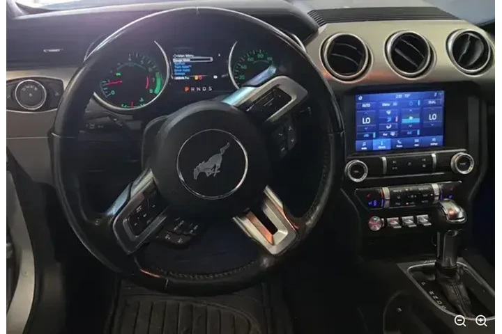 $20950 : Ford Mustang 2022 EcoBoost P image 8