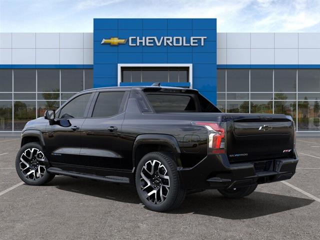 $97390 : New 2024 Silverado EV RST image 3