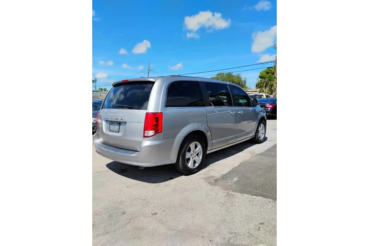 $9500 : 2019 Grand Caravan SXT image 5