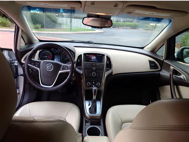 $9000 : Buick Verano 2013 image 3