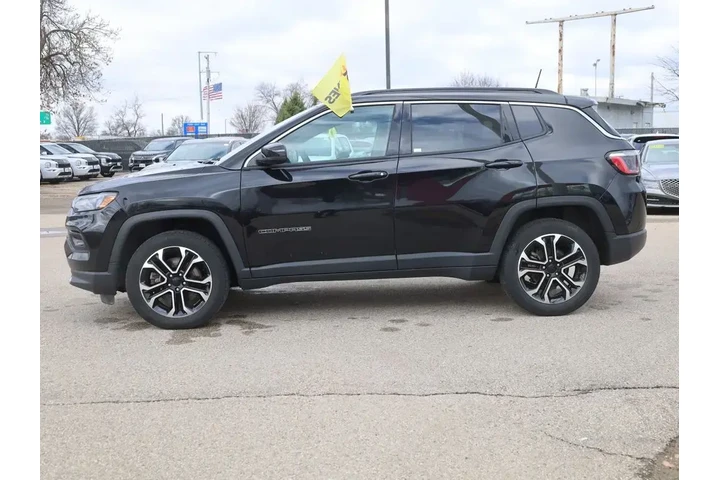 $23777 : Jeep Compass 2023 4x4 Limite image 6