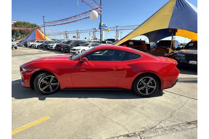 $32347 : Ford Mustang 2024 EcoBoost 2 image 8