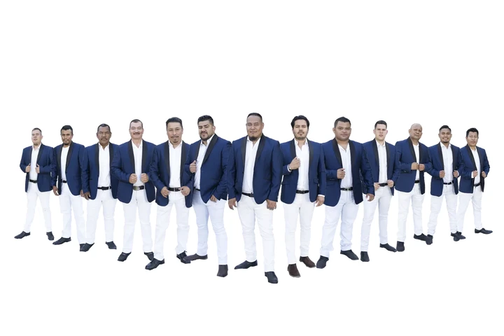 BANDA AMAPOLA 323 303 8484 image 1