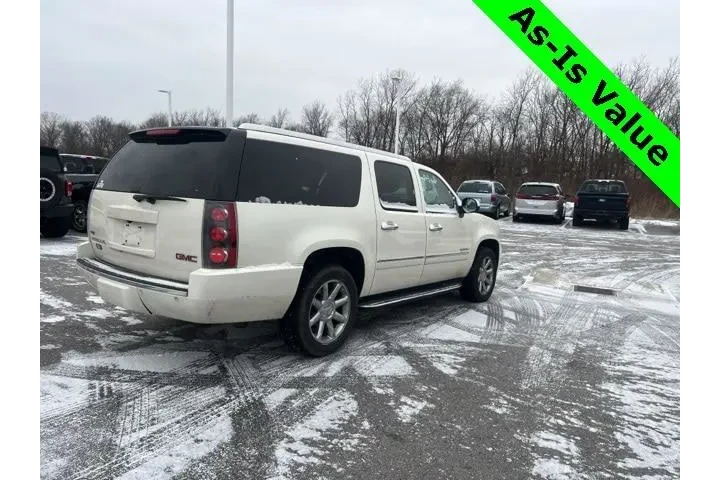 $10220 : GMC Yukon XL 2011 AWD Denali image 10