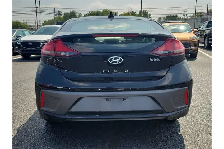 $20277 : Hyundai IONIQ Hybrid 2022 SE image 5