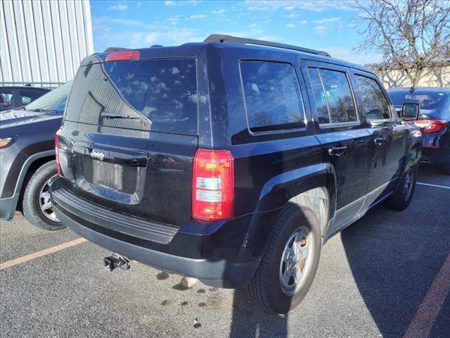 $10920 : PRE-OWNED  JEEP PATRIOT SPORT image 3