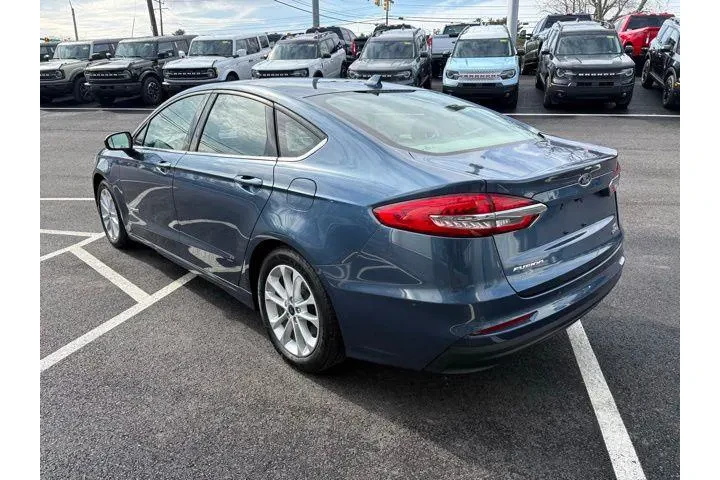 $15999 : Ford Fusion Hybrid 2019 SE 4 image 4
