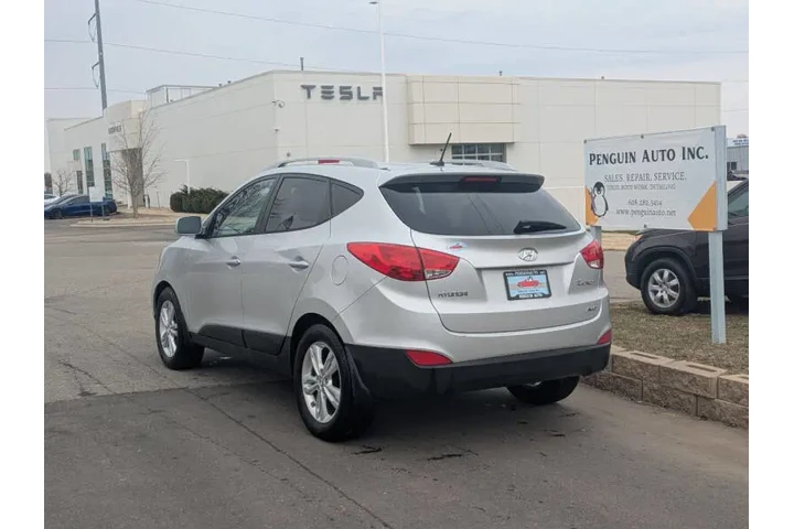 $6600 : 2011 Tucson GLS image 4