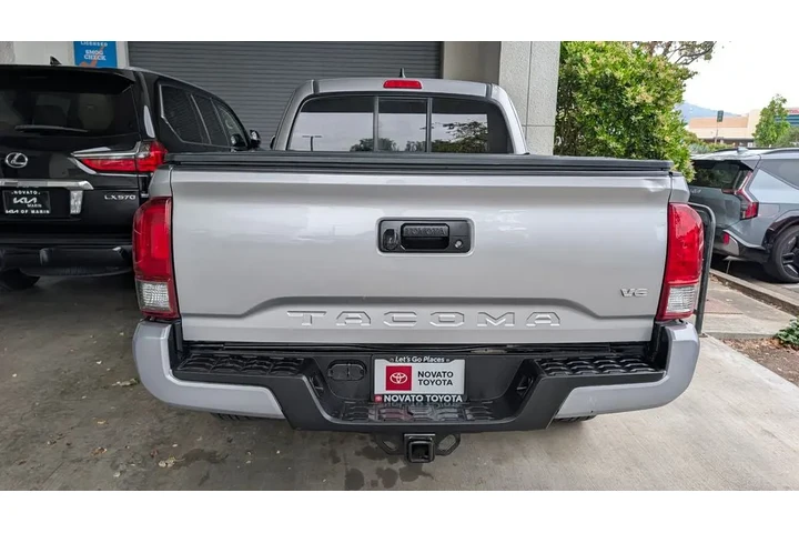 $34990 : 2017 Tacoma TRD Sport V6 image 9