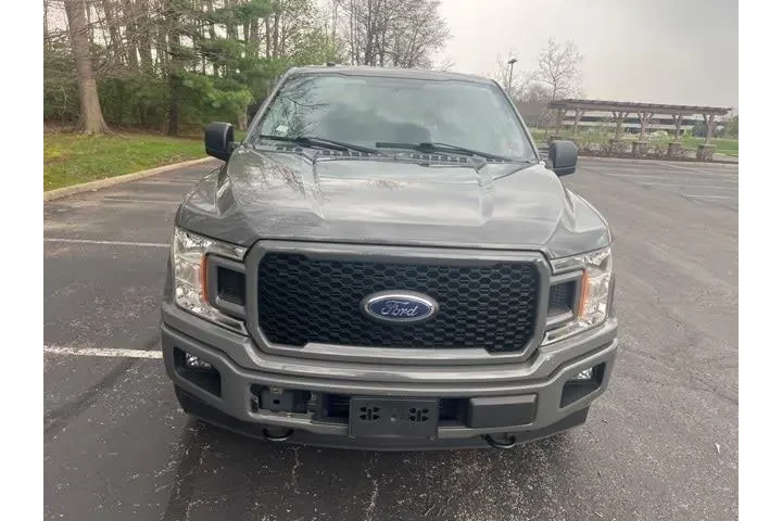 $18720 : Ford F-150 2018 4x4 Lariat 4 image 2